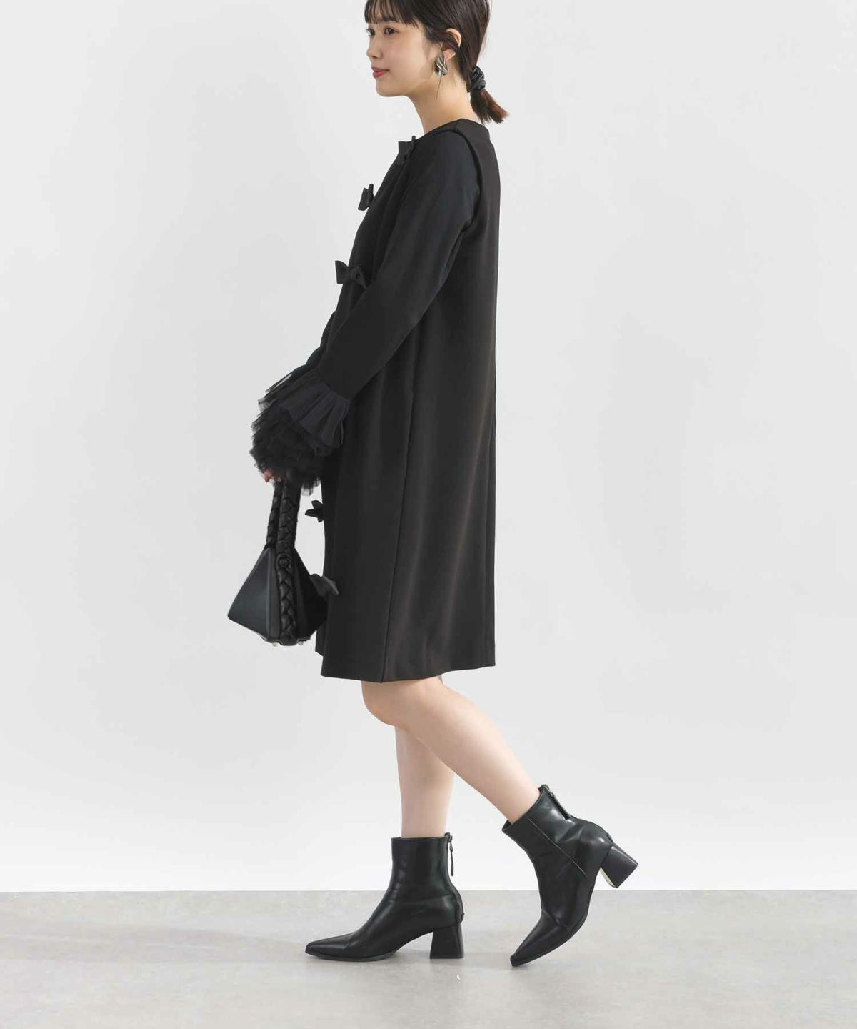 model：H162　着用サイズ：M　ブラック