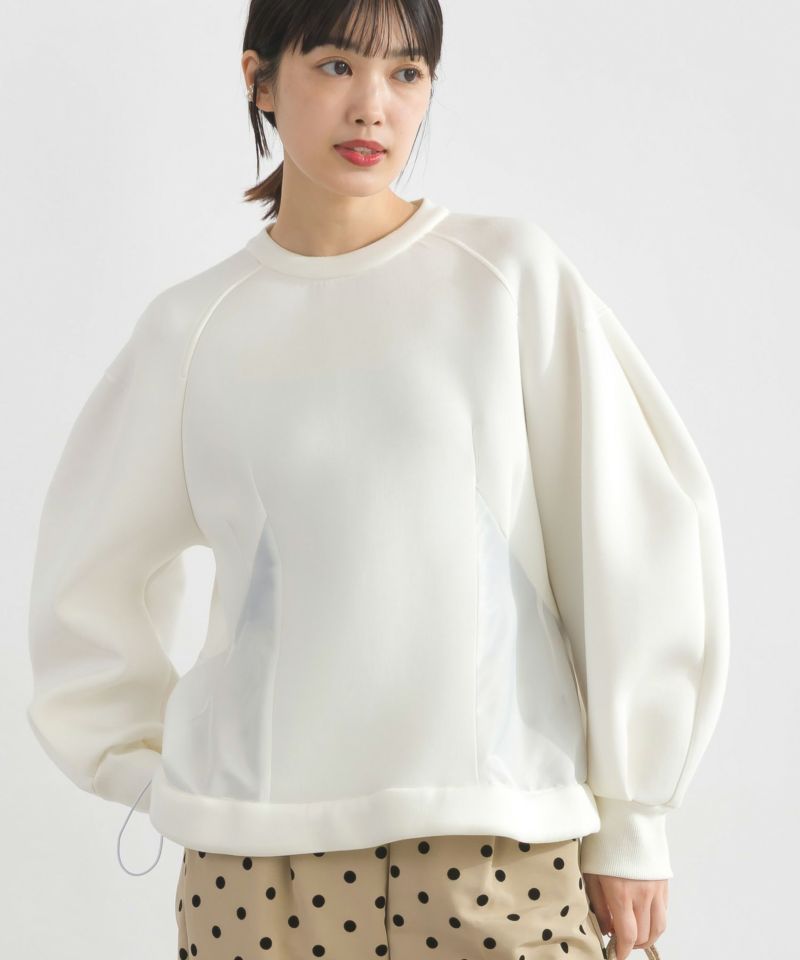 model：H162　着用サイズ：M　オフホワイト