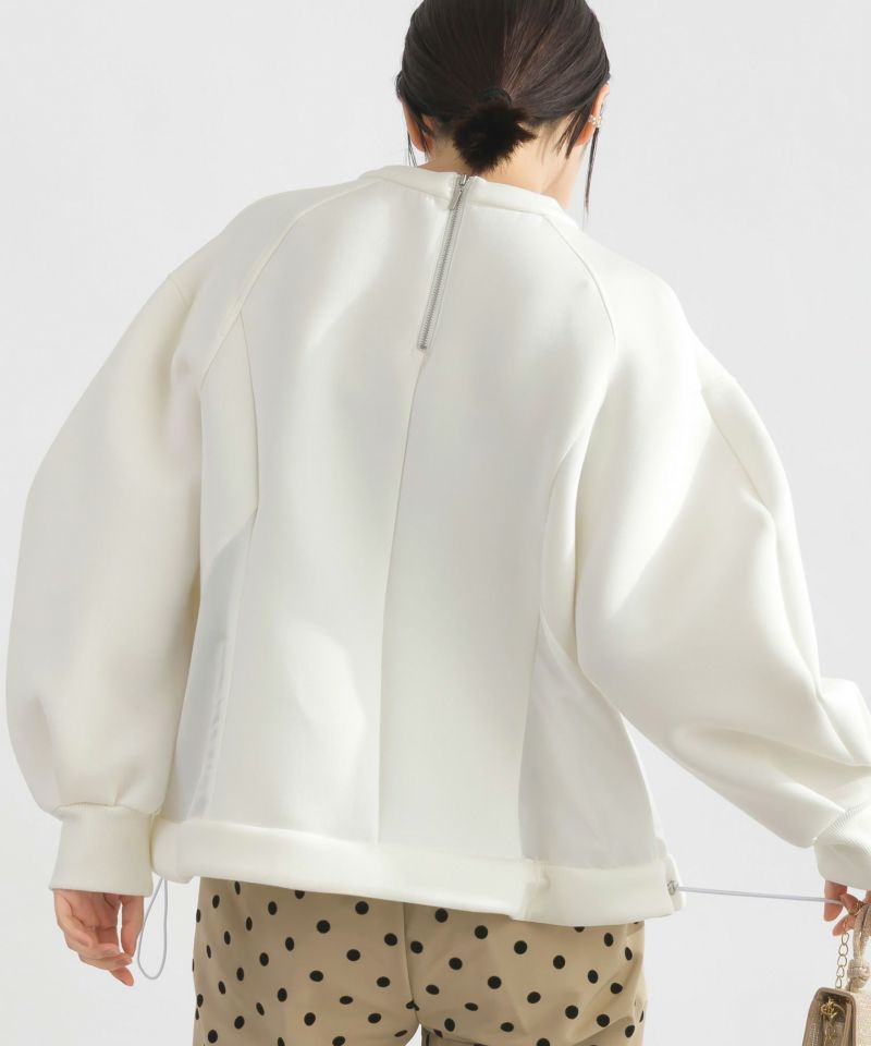 model：H162　着用サイズ：M　オフホワイト