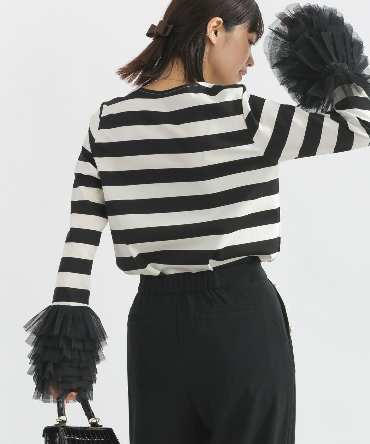 model：H162　着用サイズ：M　ホワイト系その他