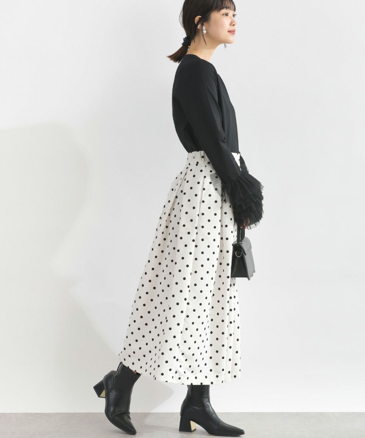 model：H162　着用サイズ：M　ブラック