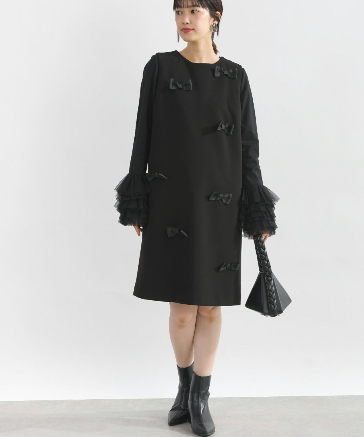 model：H162　着用サイズ：M　ブラック