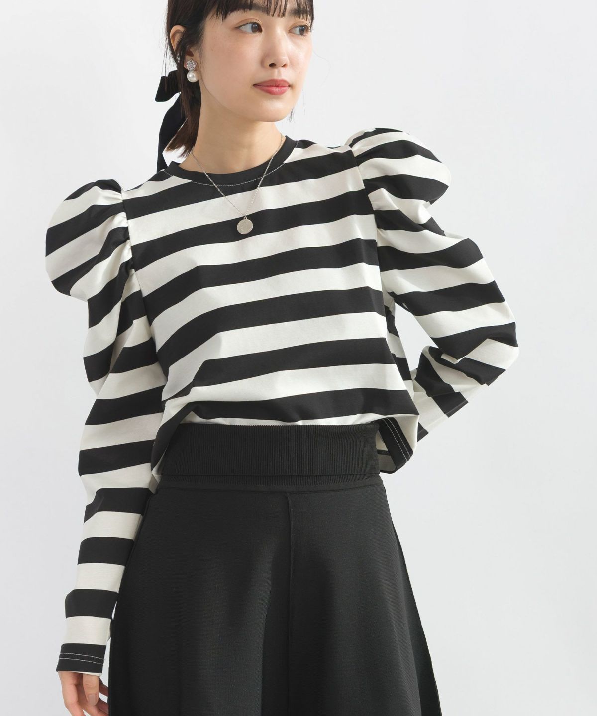 model：H162　着用サイズ：M　ホワイト系その他