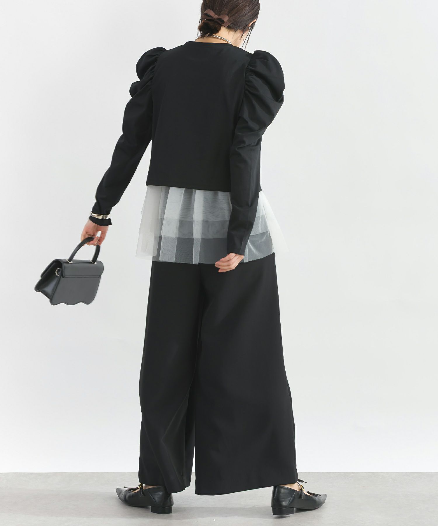 model：H162　着用サイズ：M　ブラック