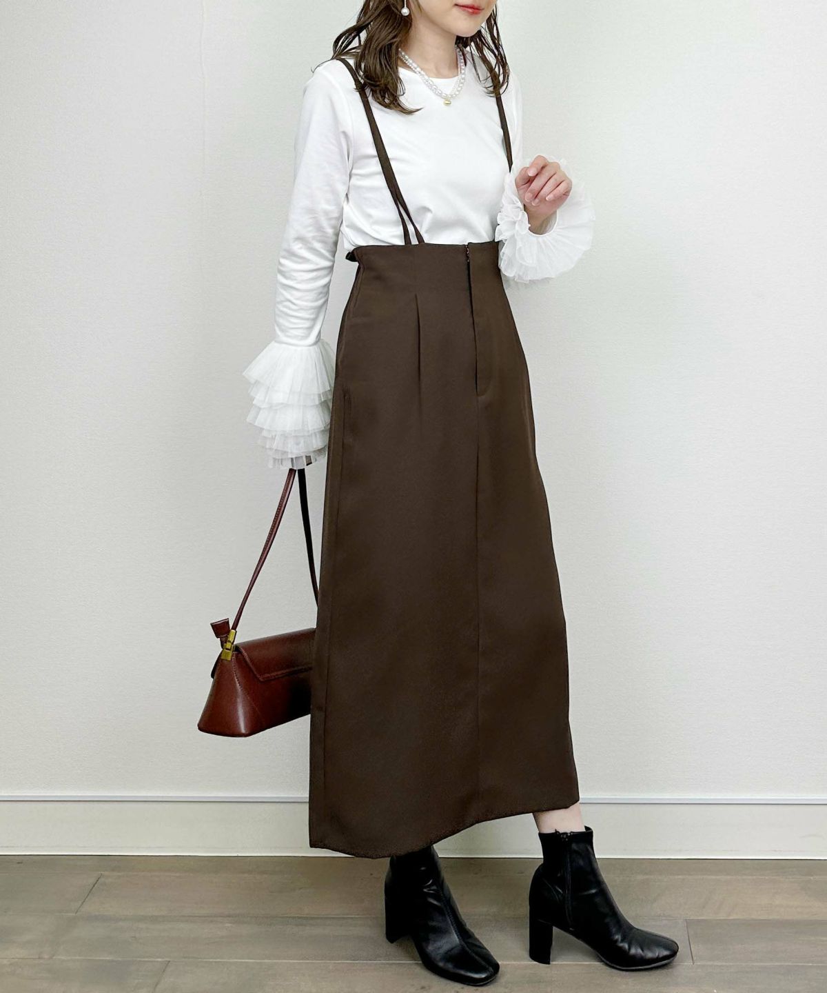 model：H164　着用サイズ：M　ブラウン