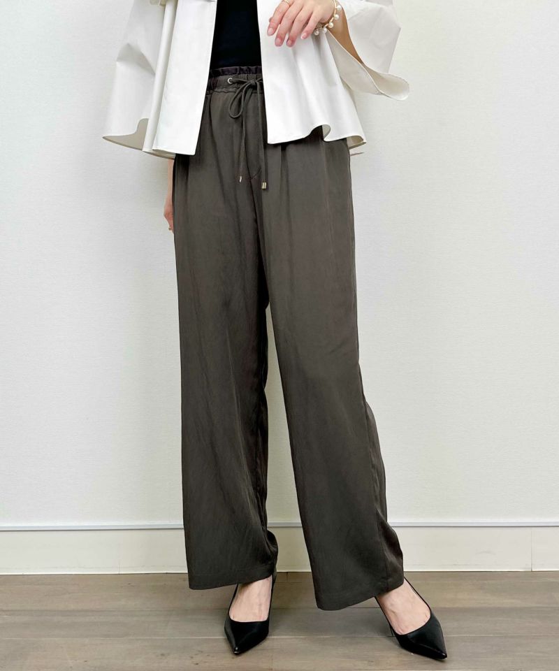 model：H164　着用サイズ：M　チャコールグレー