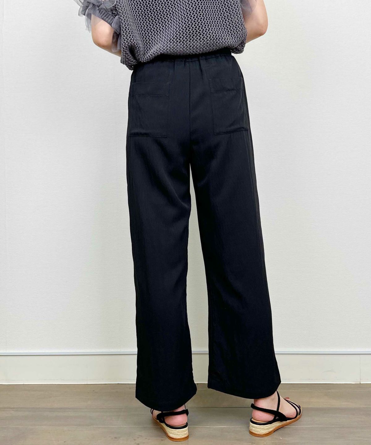 model：H164　着用サイズ：M　ブラック