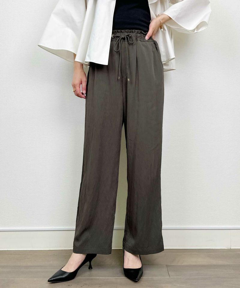 model：H164　着用サイズ：M　チャコールグレー