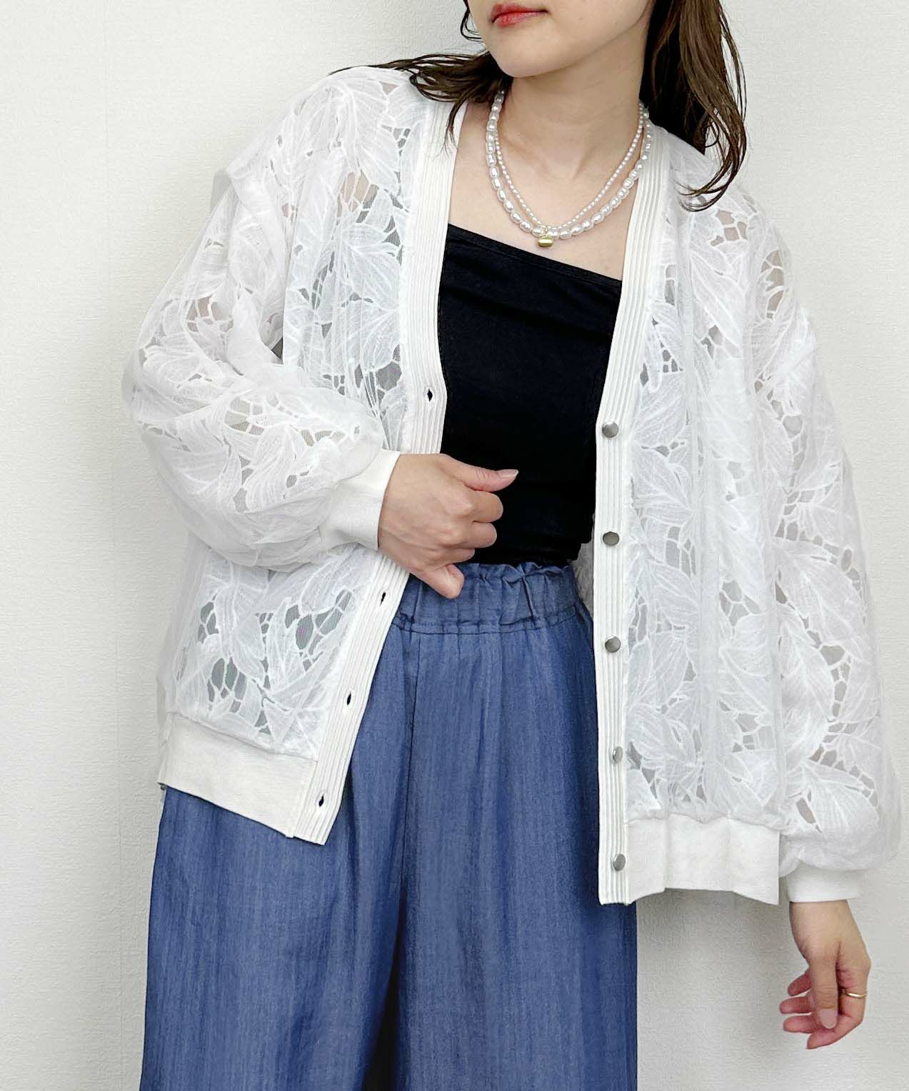 model：H164　着用サイズ：M　オフホワイト
