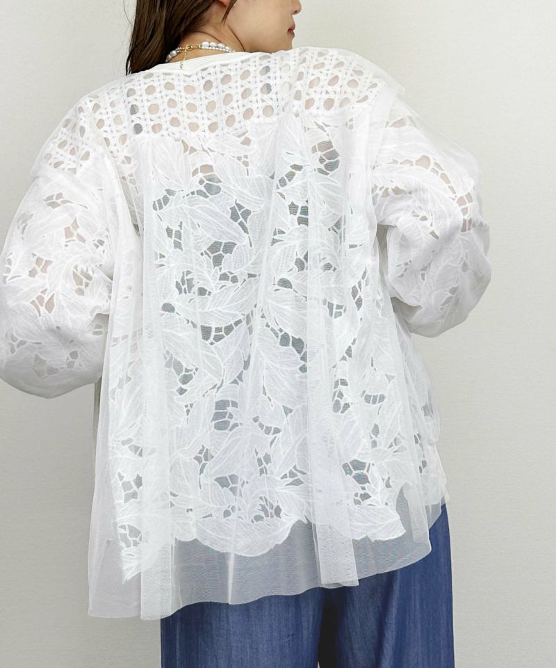 model：H164　着用サイズ：M　オフホワイト