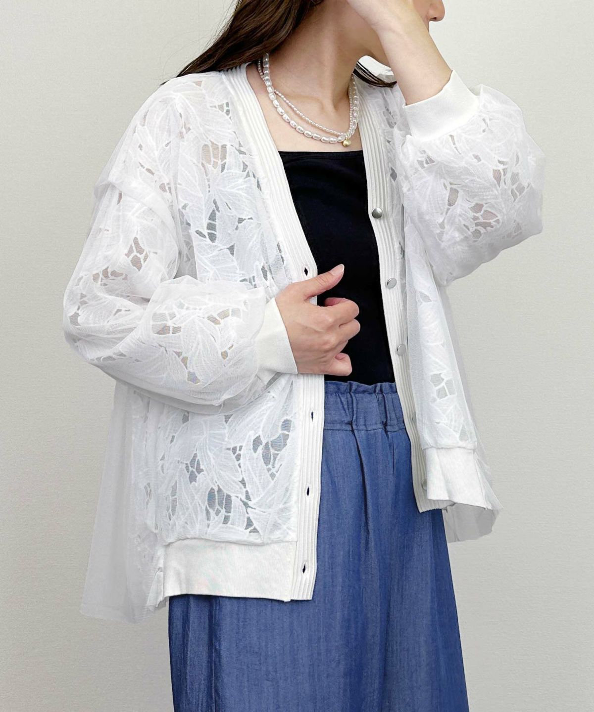 model：H164　着用サイズ：M　オフホワイト