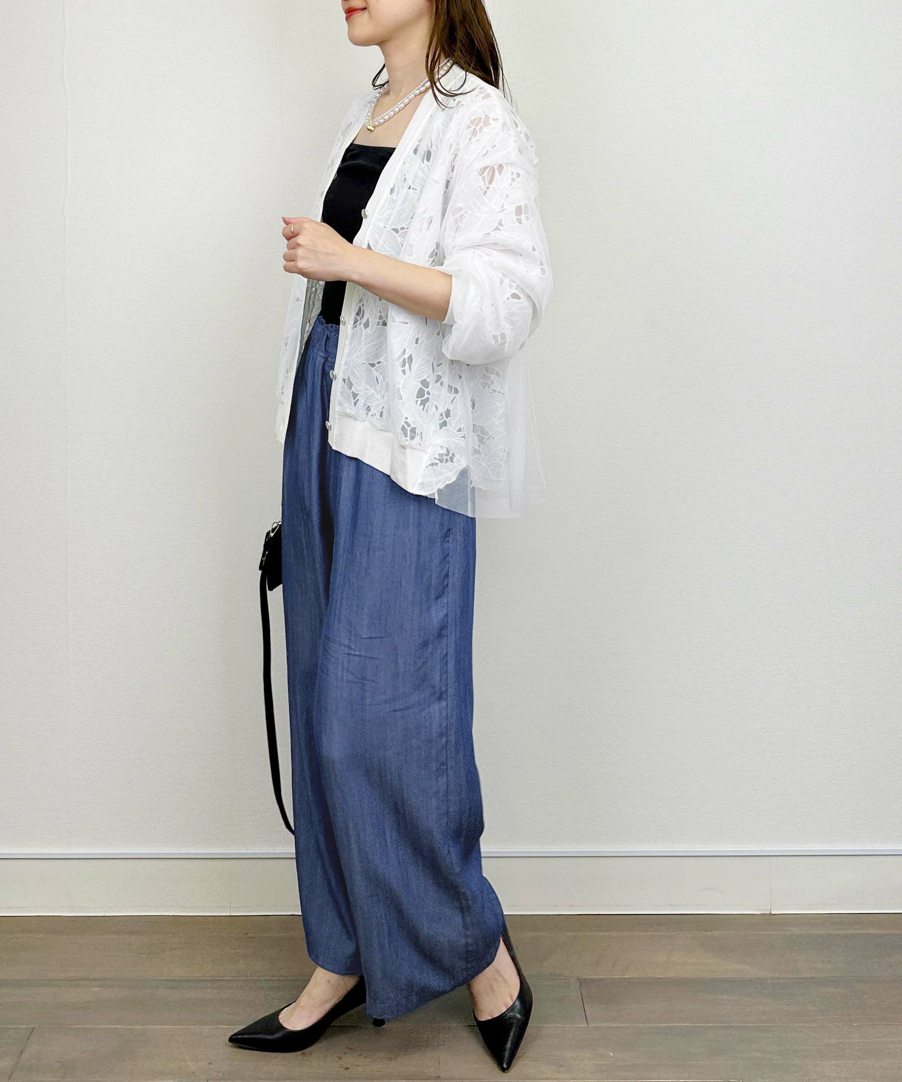 model：H164　着用サイズ：M　オフホワイト