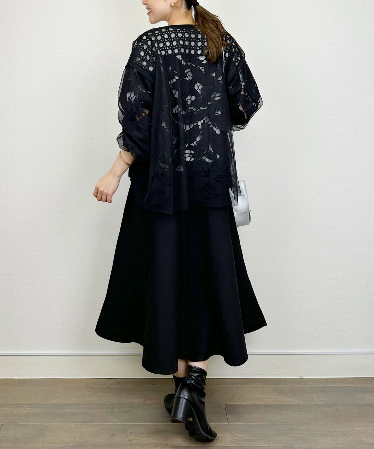 model：H164　着用サイズ：M　ブラック