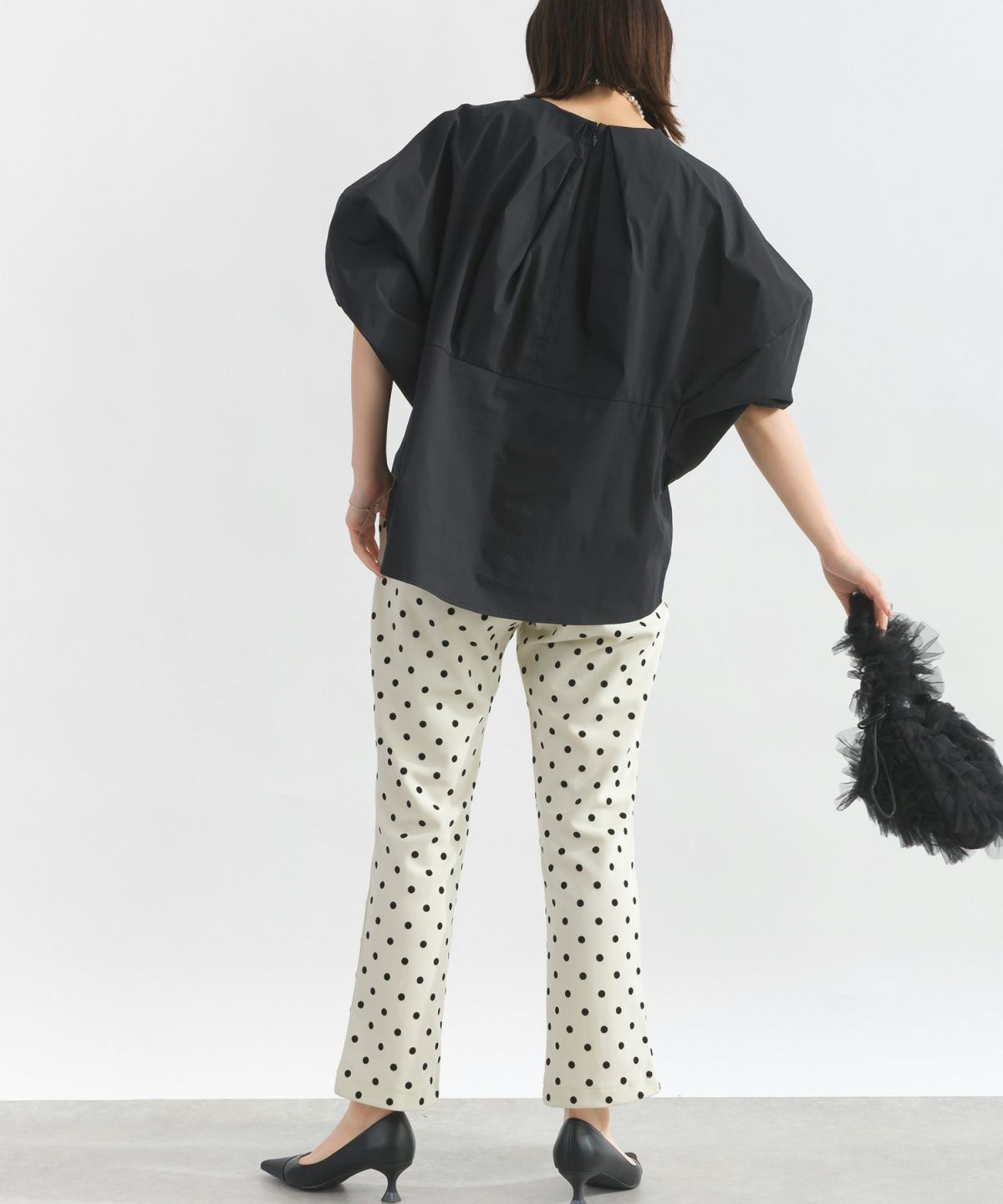 model：H162　着用サイズ：M　ブラック