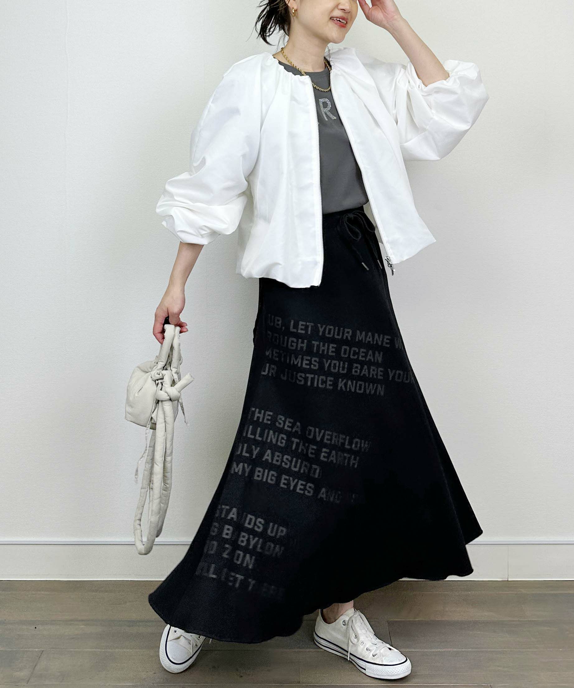model：H164　着用サイズ：M　ブラック