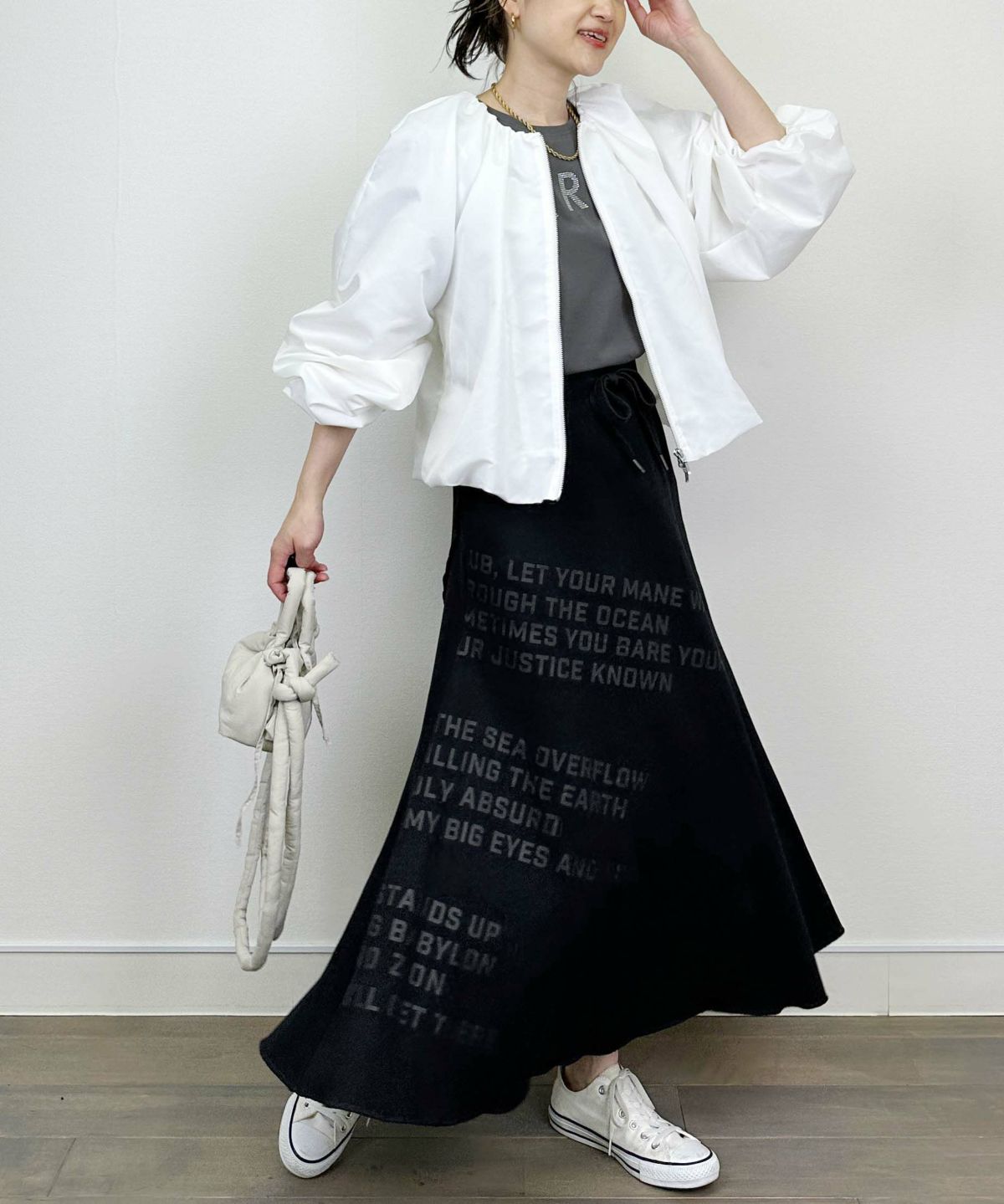 model：H164　着用サイズ：M　ブラック