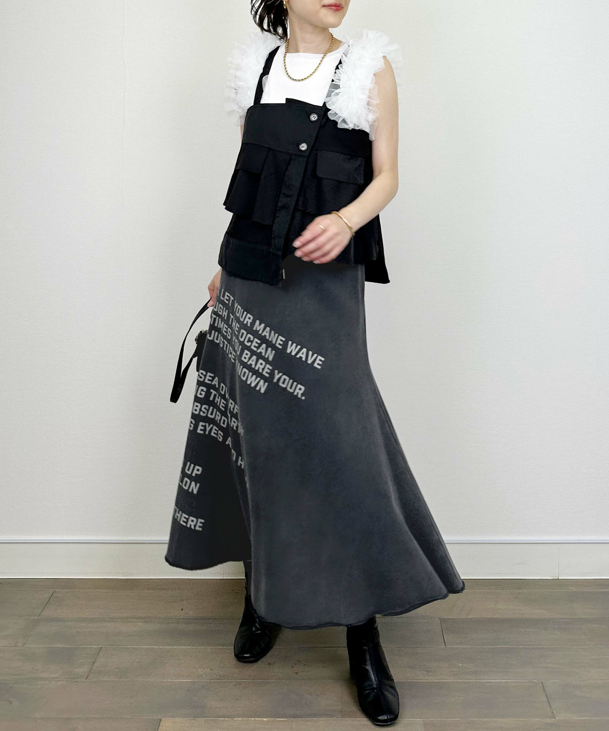 model：H164　着用サイズ：M　グレー