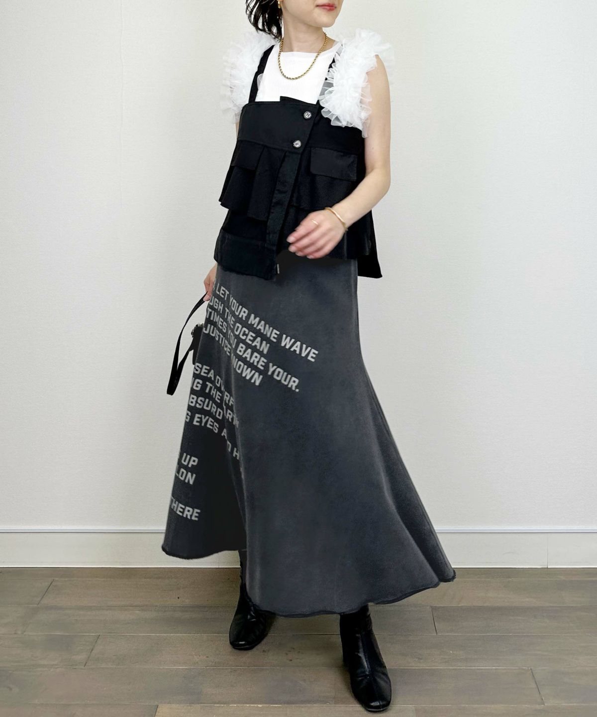 model：H164　着用サイズ：M　グレー