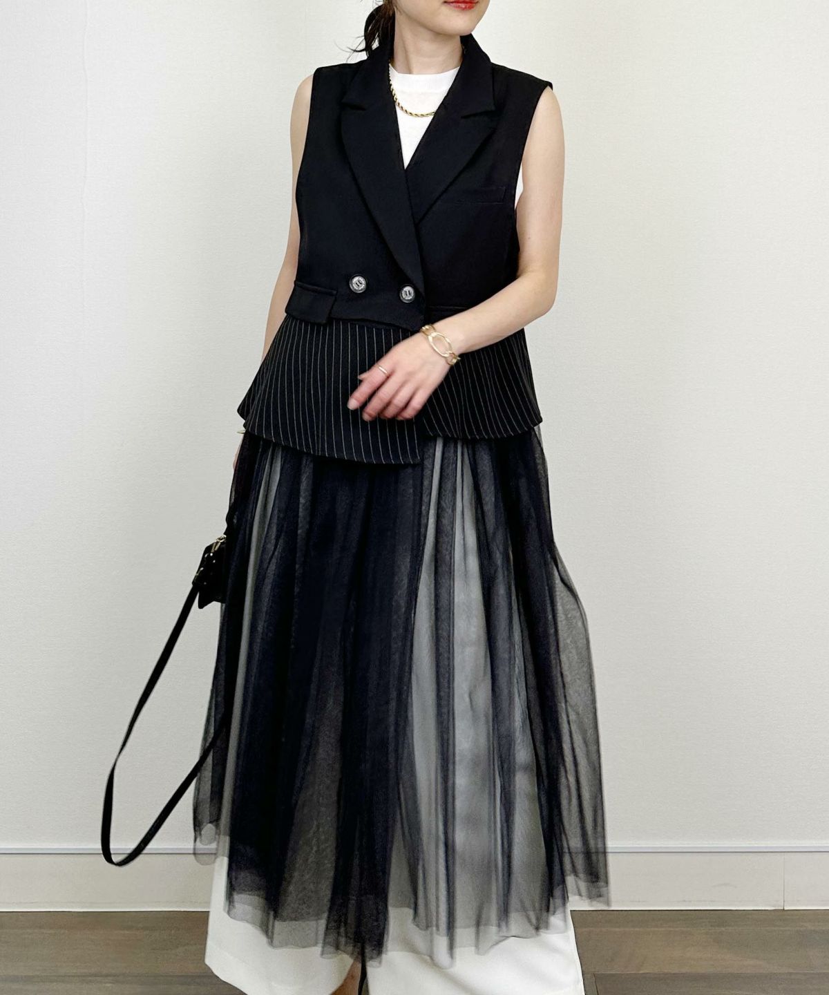 model：H164　着用サイズ：M