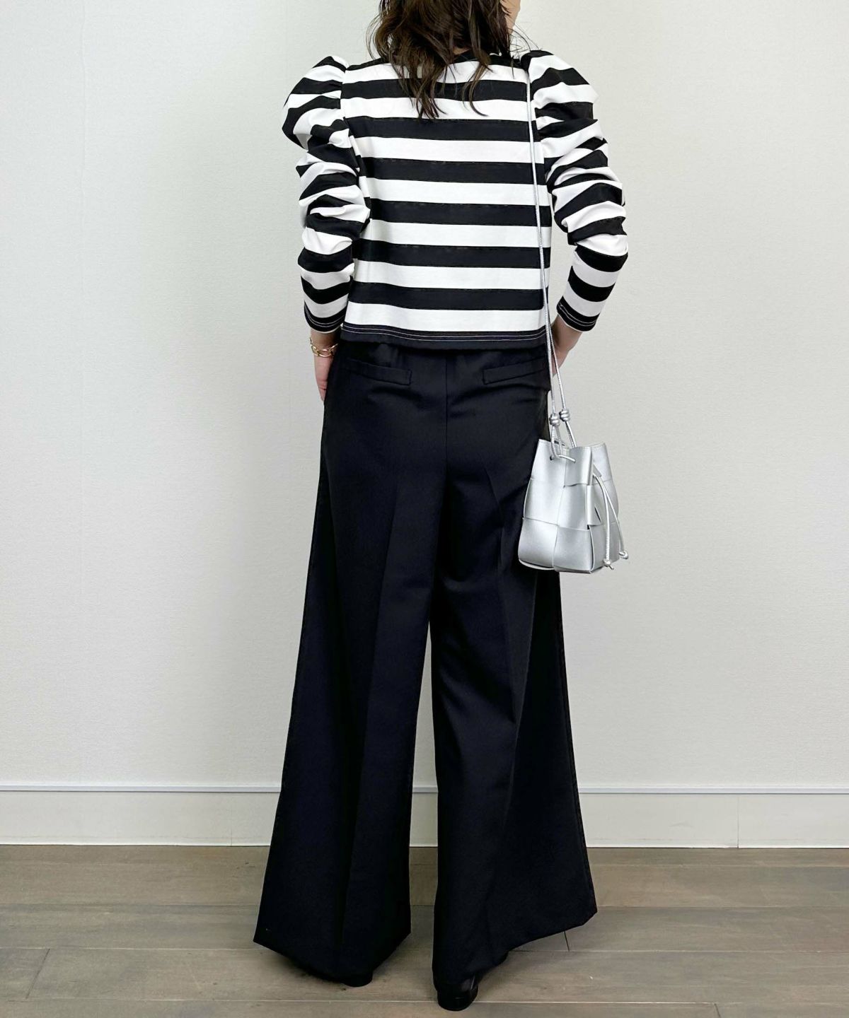 model：H164　着用サイズ：M　パンツのみ