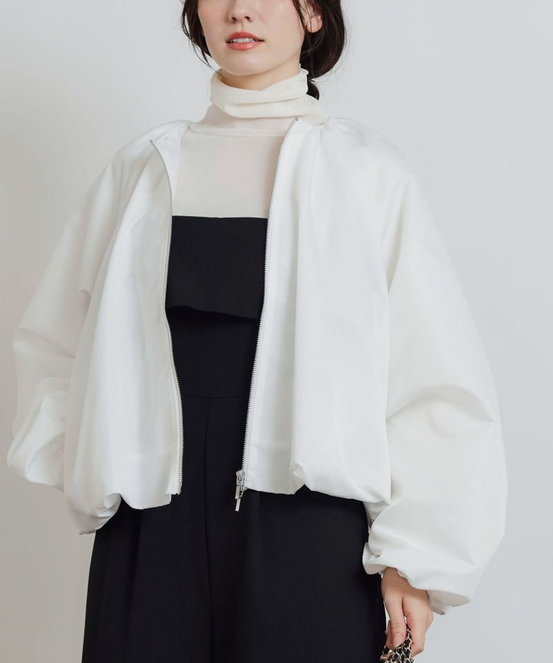 model：H155　着用サイズ：M　オフホワイト