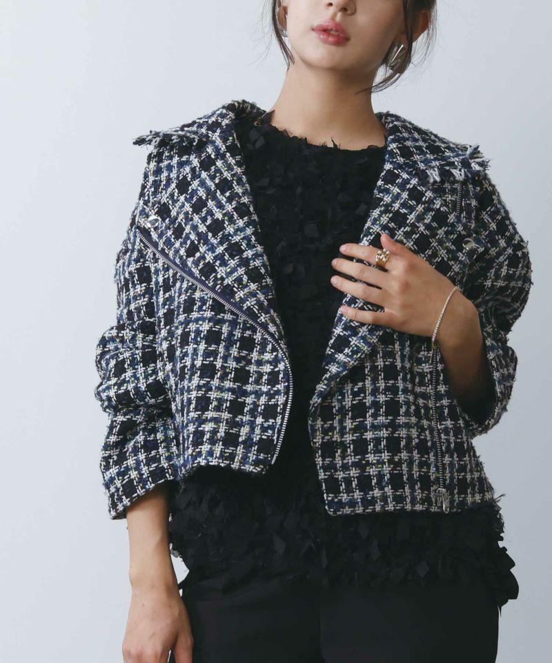 model：H160　着用サイズ：M　ブラック