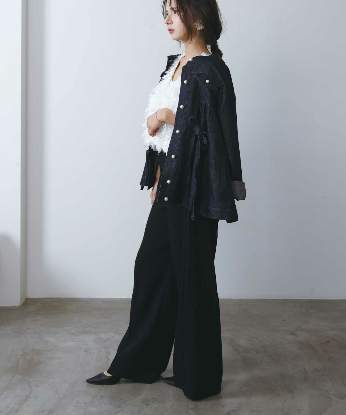 model：H160　着用サイズ：M　オフホワイト