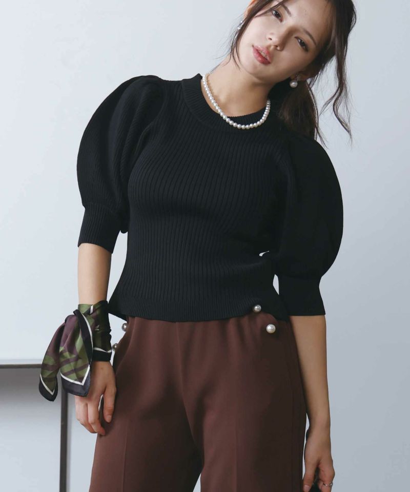 model：H160　着用サイズ：M　ブラック