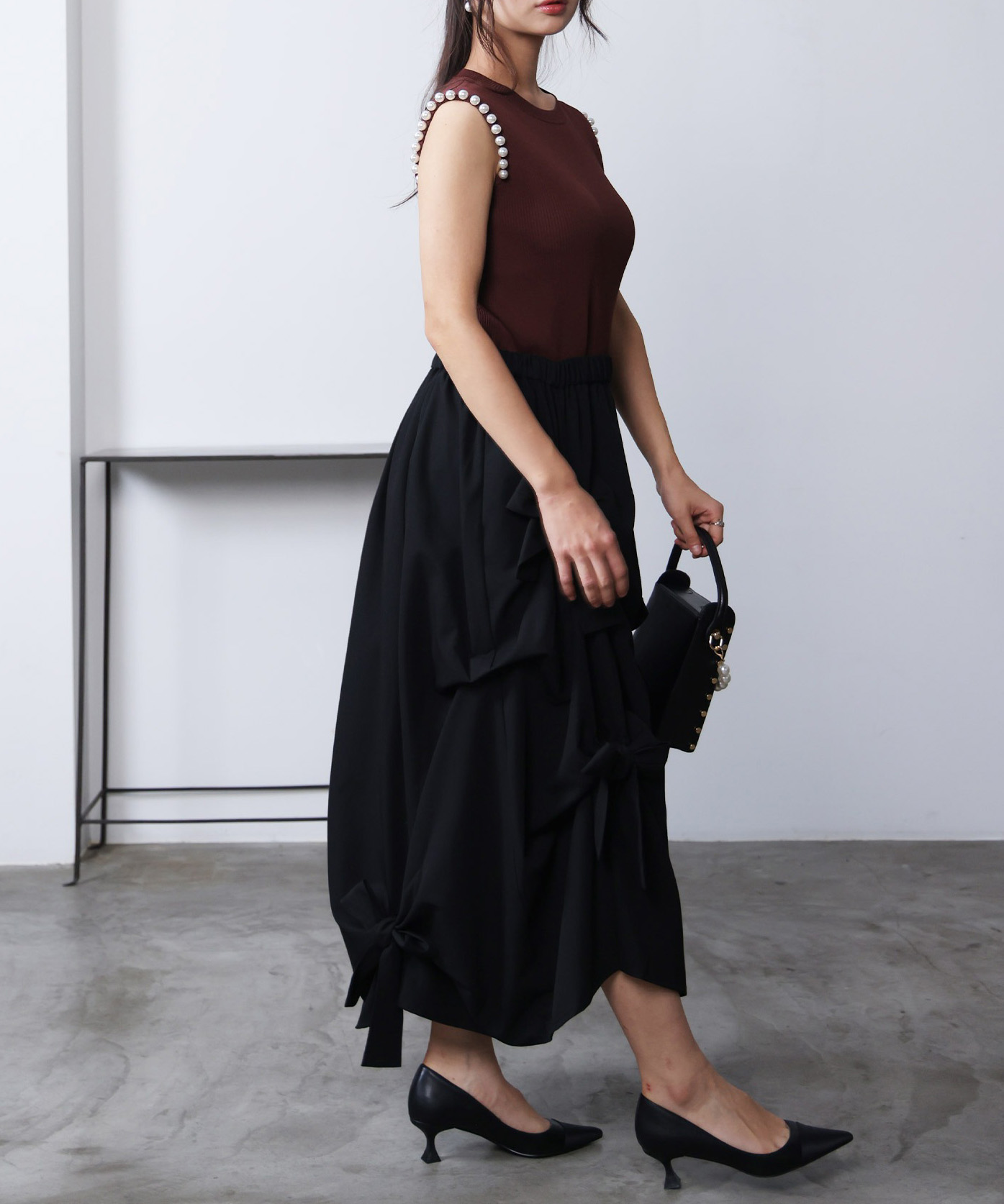 model：H160　着用サイズ：M　ブラック