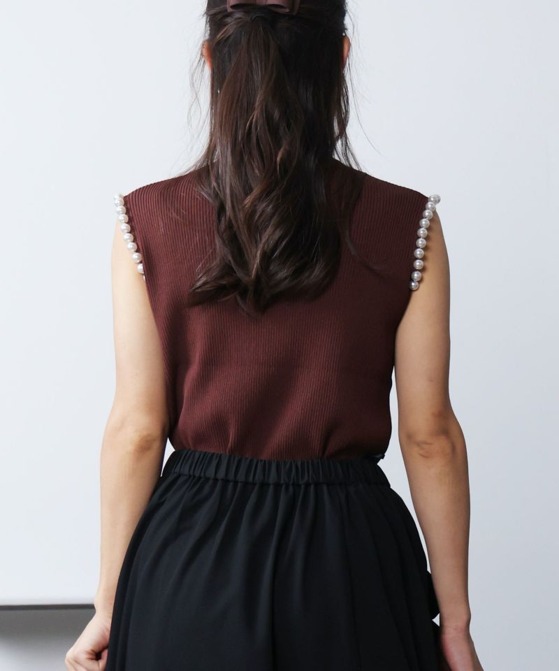 model：H160　着用サイズ：M　ブラウン