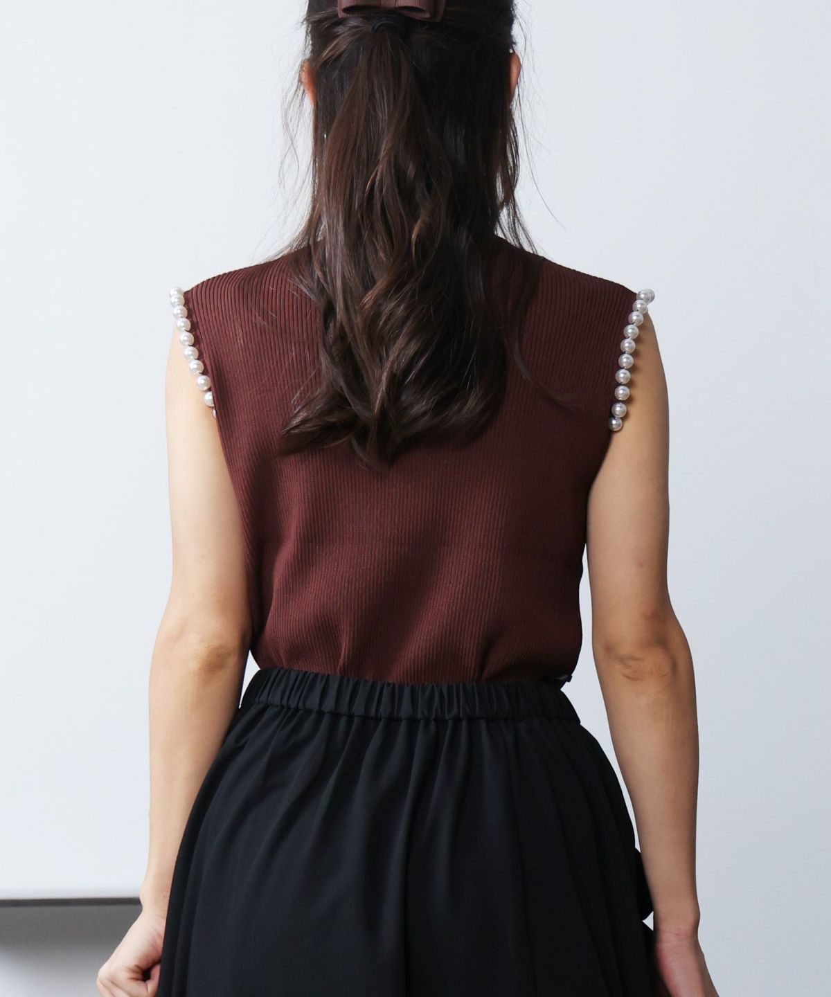 model：H160　着用サイズ：M　ブラウン