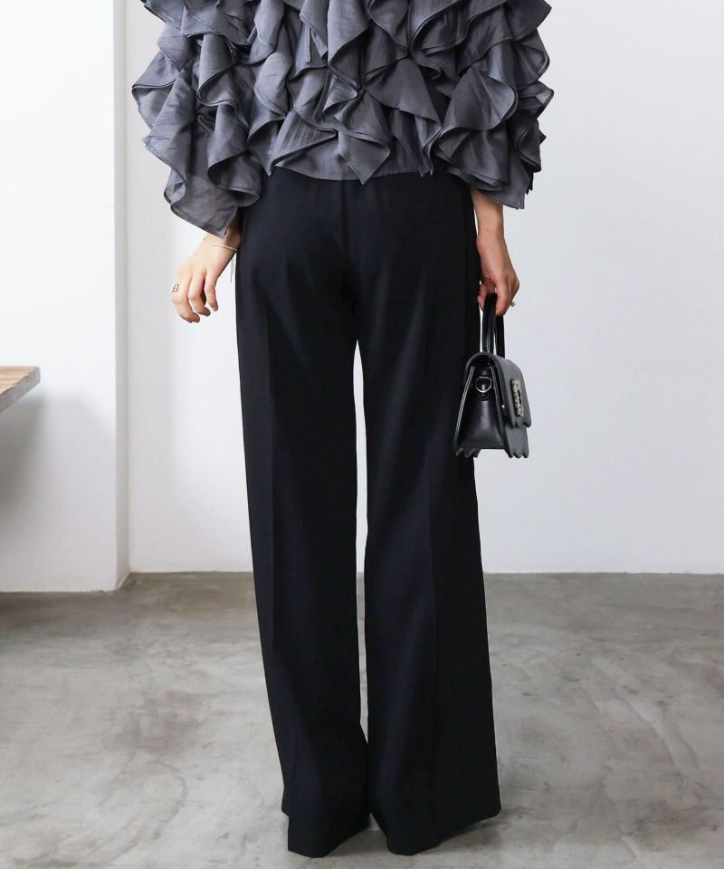 model：H160　着用サイズ：M　ブラック