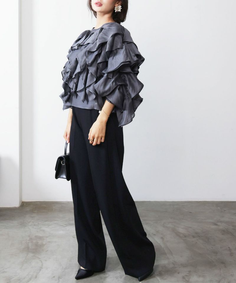 model：H160　着用サイズ：M　ブラック