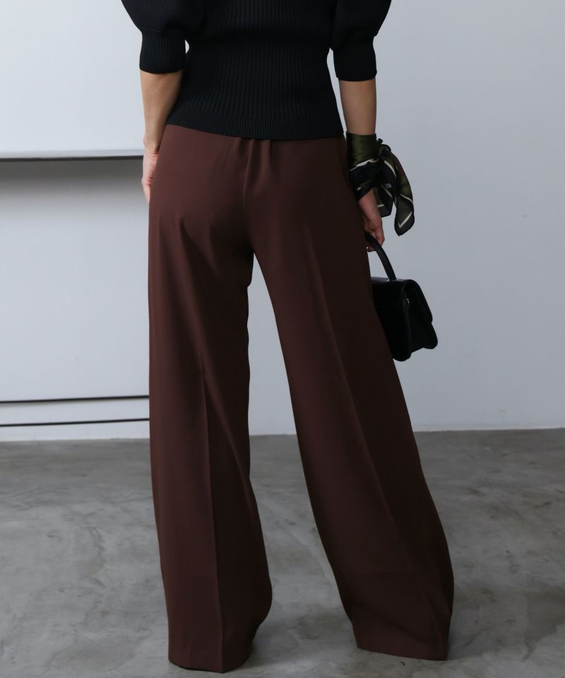 model：H160　着用サイズ：M　ブラウン