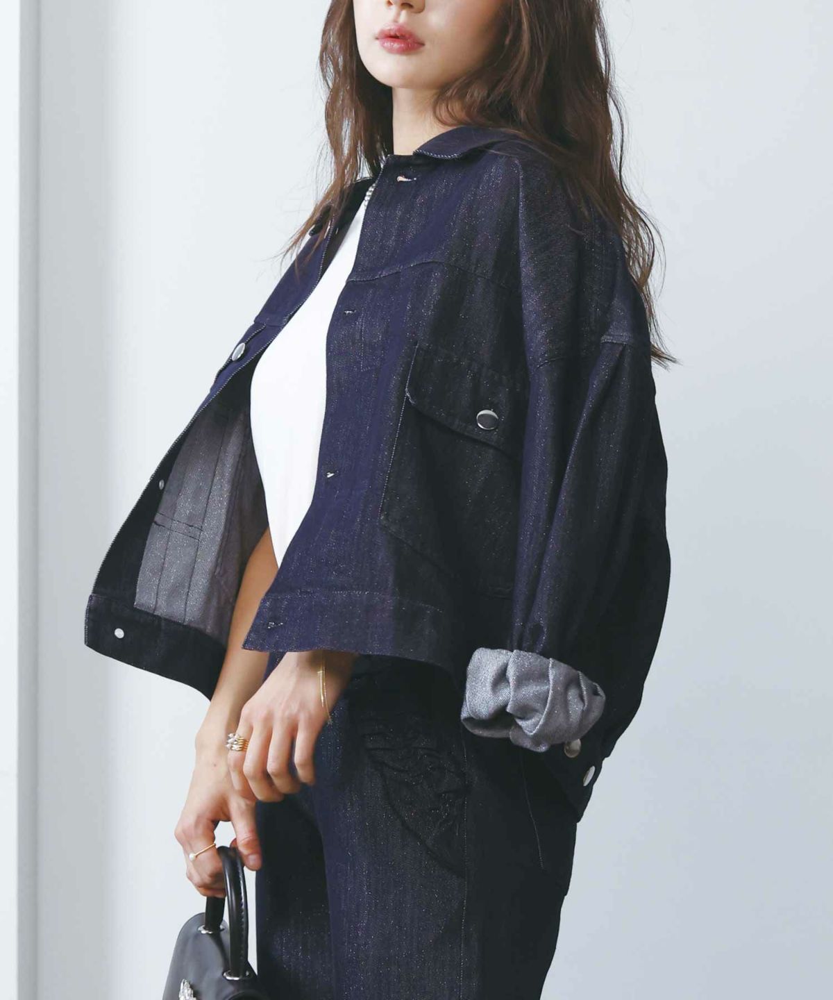 model：H160　着用サイズ：M