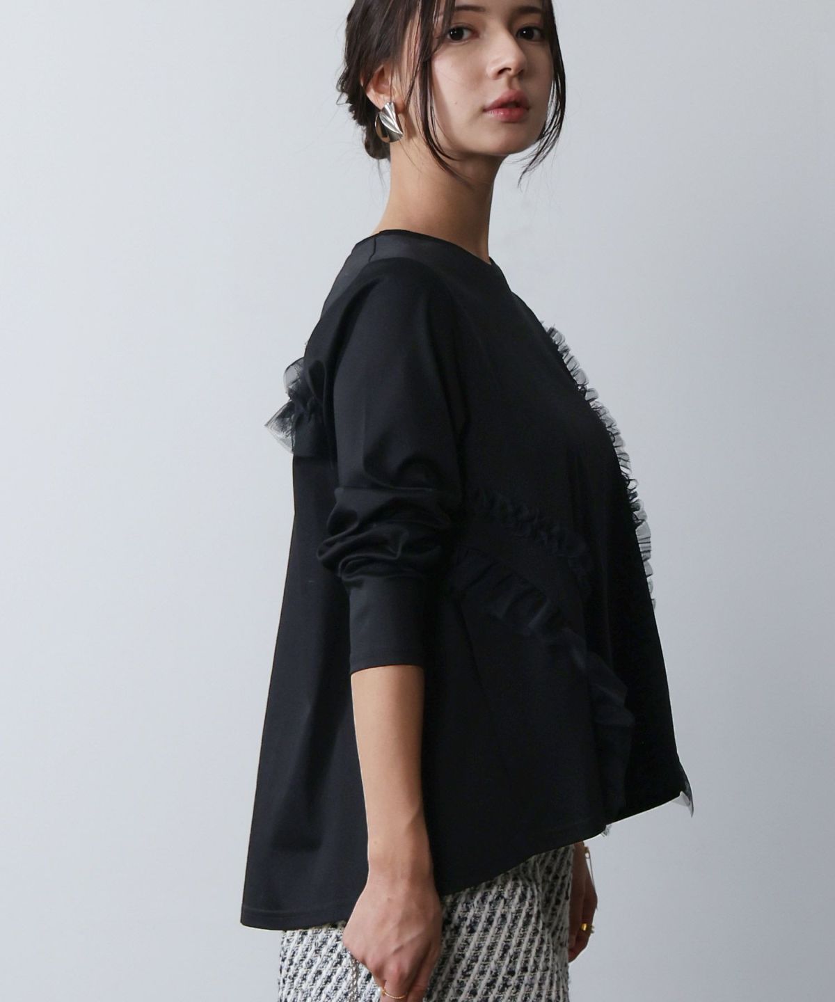 model：H160　着用サイズ：M　ブラック