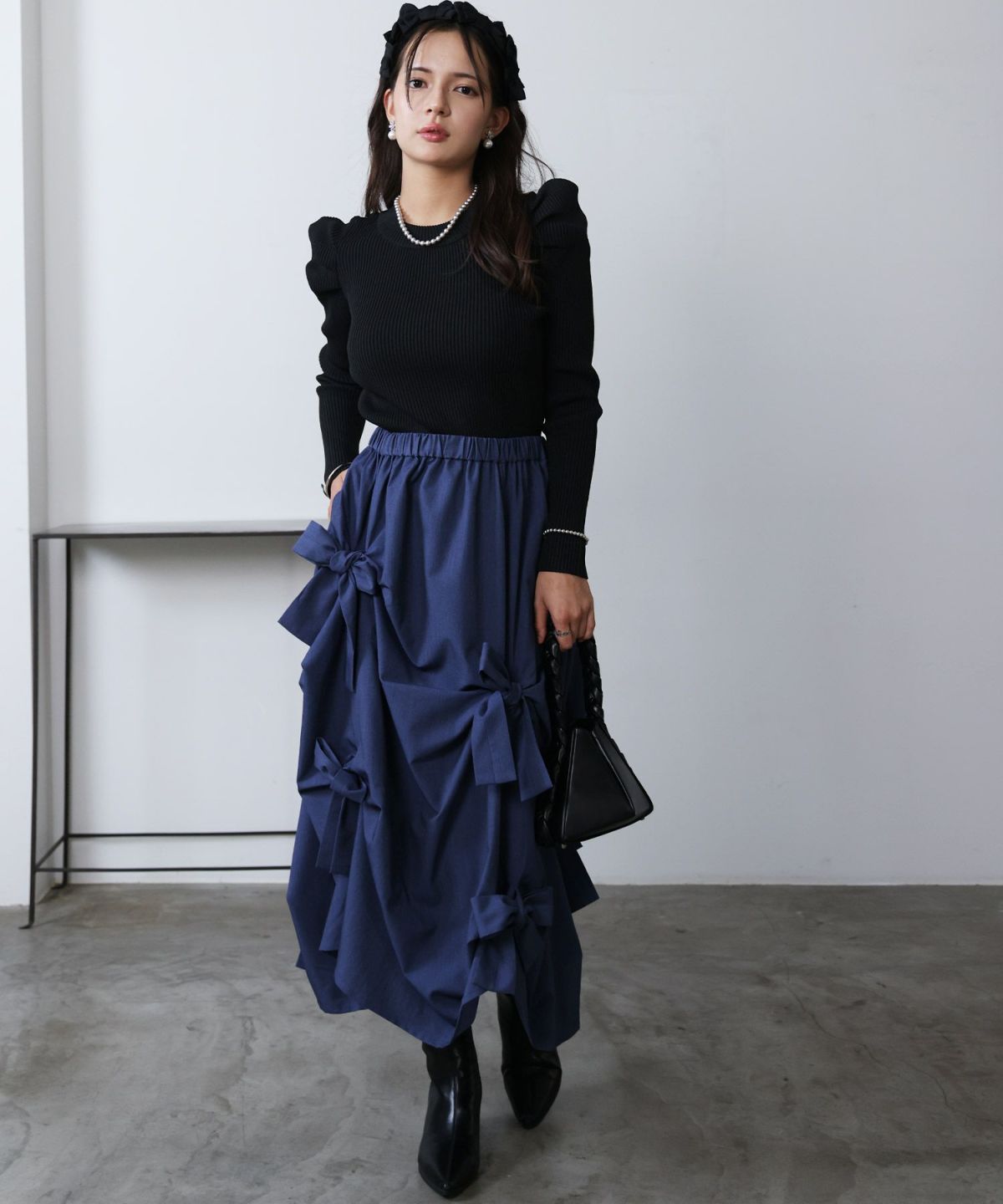 model：H160　着用サイズ：M　ブラック