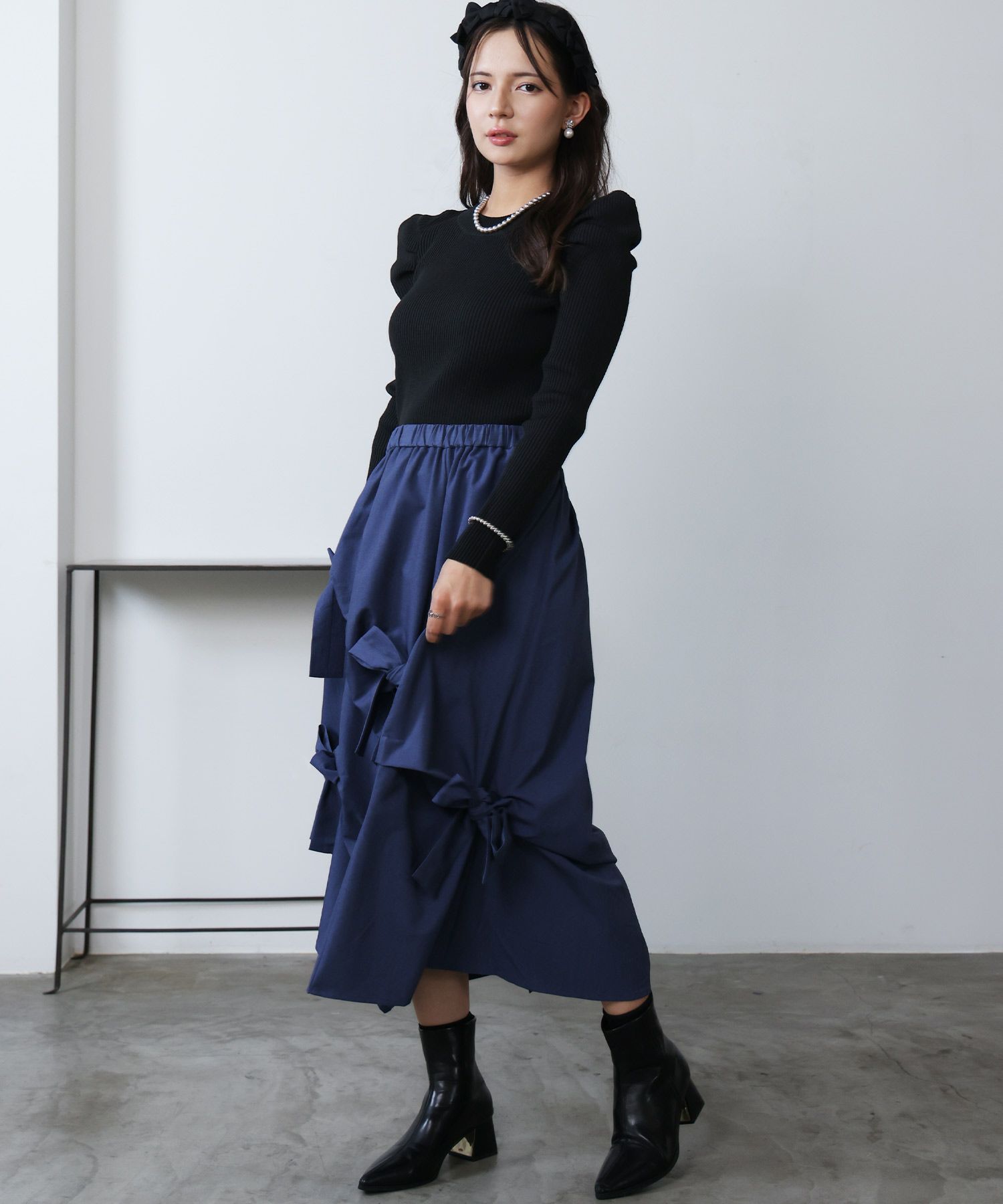 model：H160　着用サイズ：M　ブラック