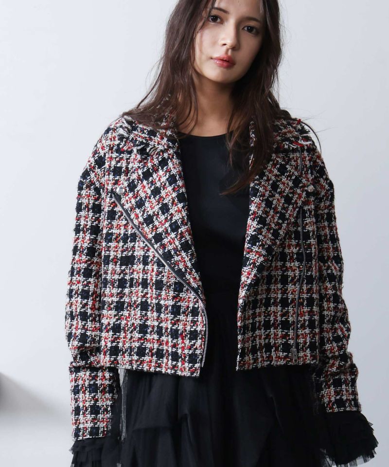 model：H160　着用サイズ：M　レッド系その他