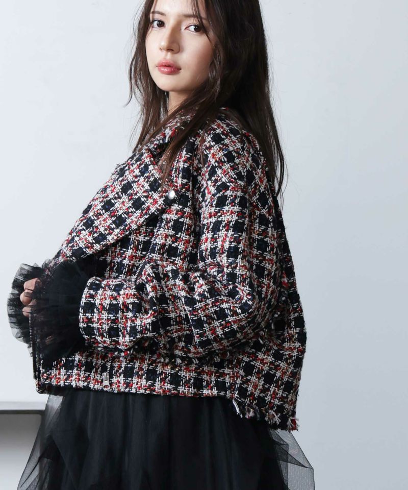 model：H160　着用サイズ：M　レッド系その他