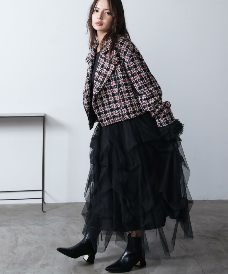 model：H160　着用サイズ：M　レッド系その他