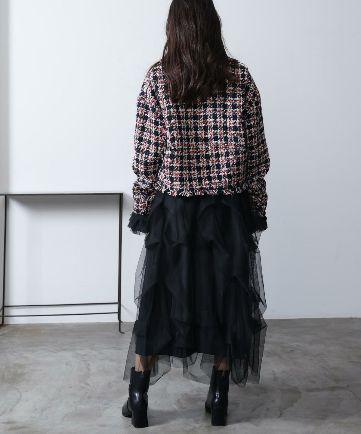 model：H160　着用サイズ：M　レッド系その他