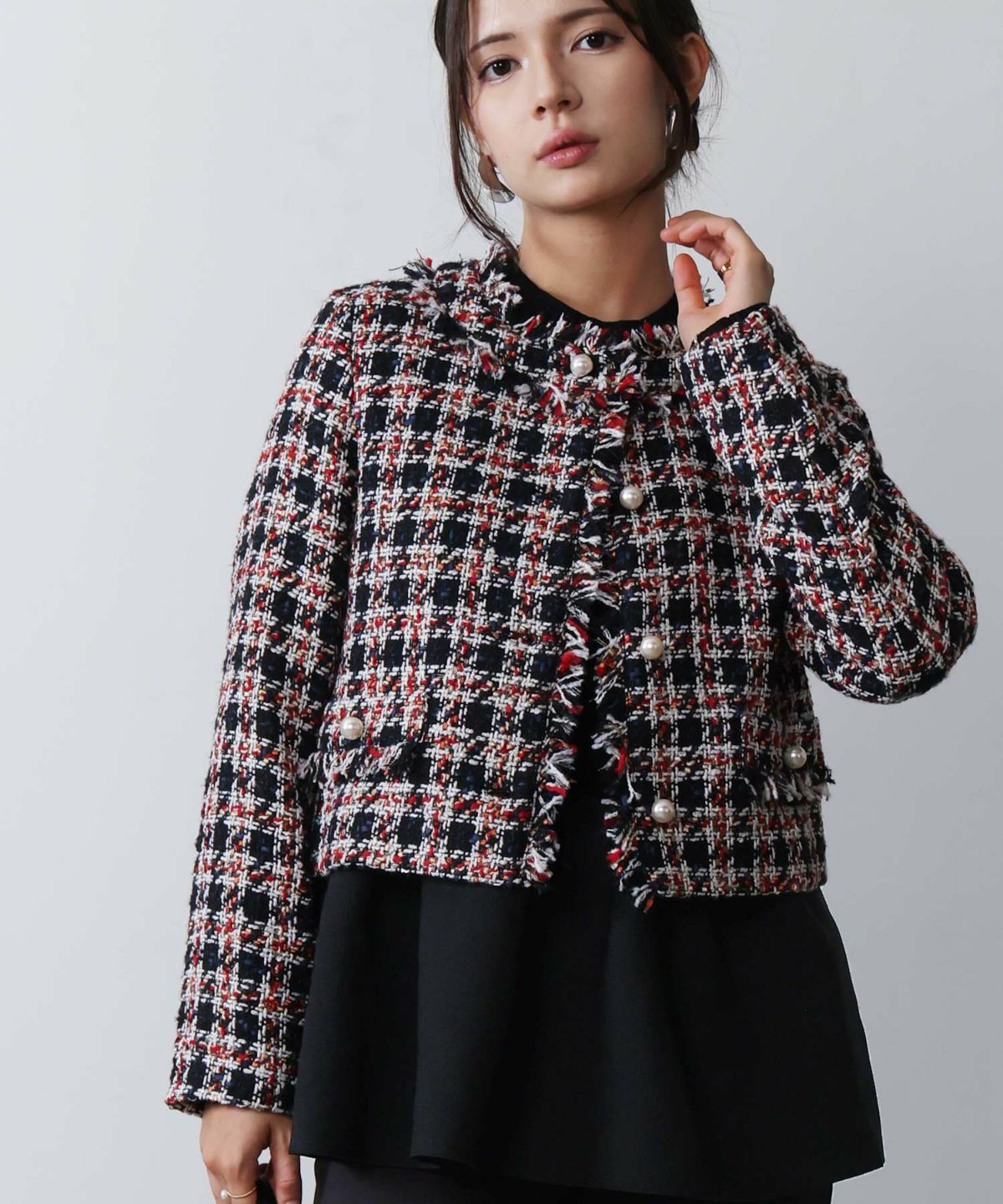 model：H160　着用サイズ：M　レッド系その他