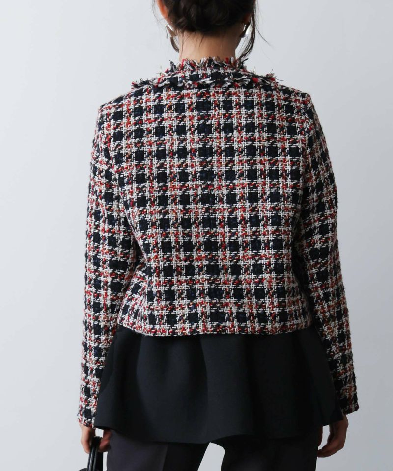 model：H160　着用サイズ：M　レッド系その他