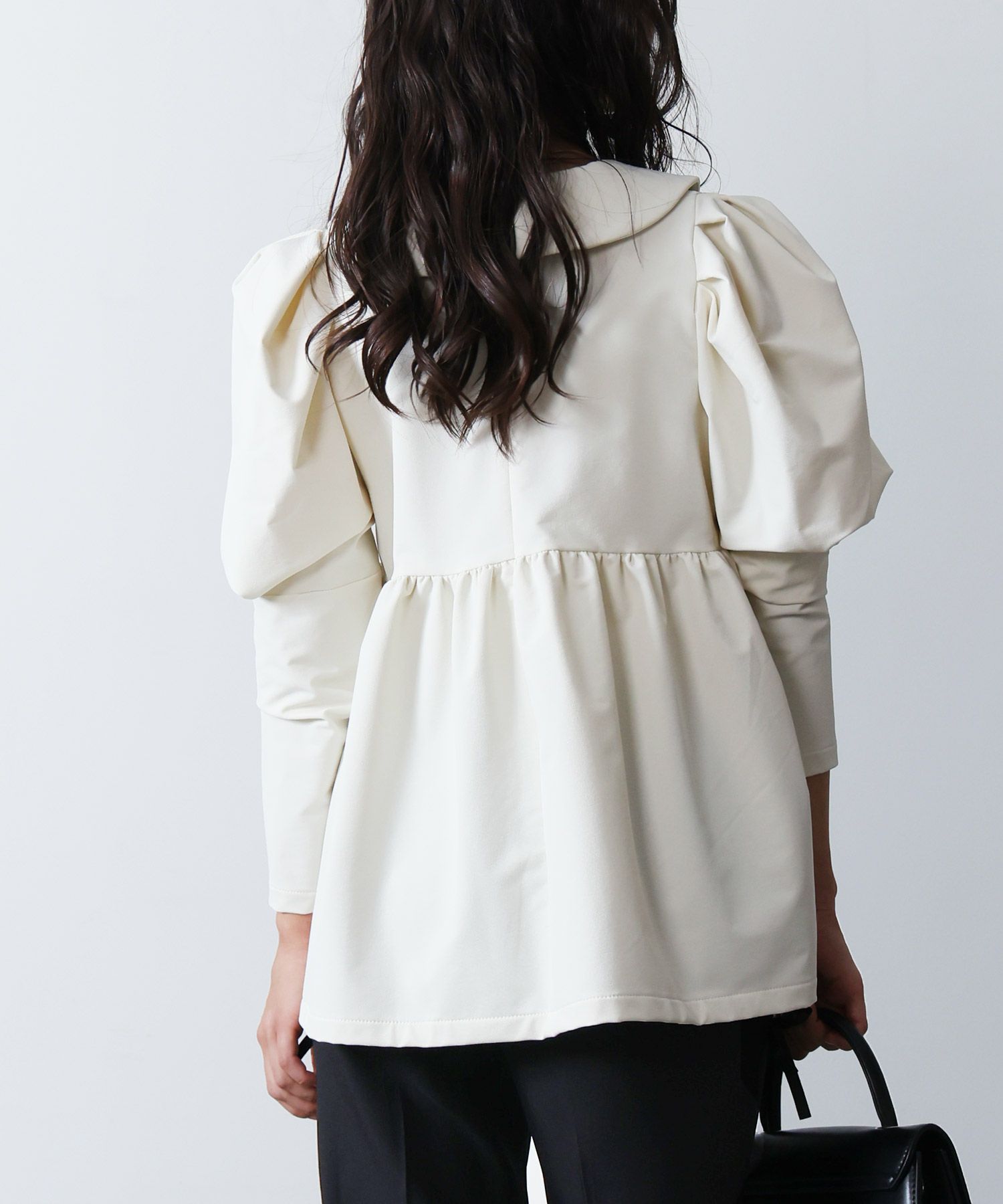 ビッグカラーペプラムブラウス | PICCIN (ピッチン) 公式通販