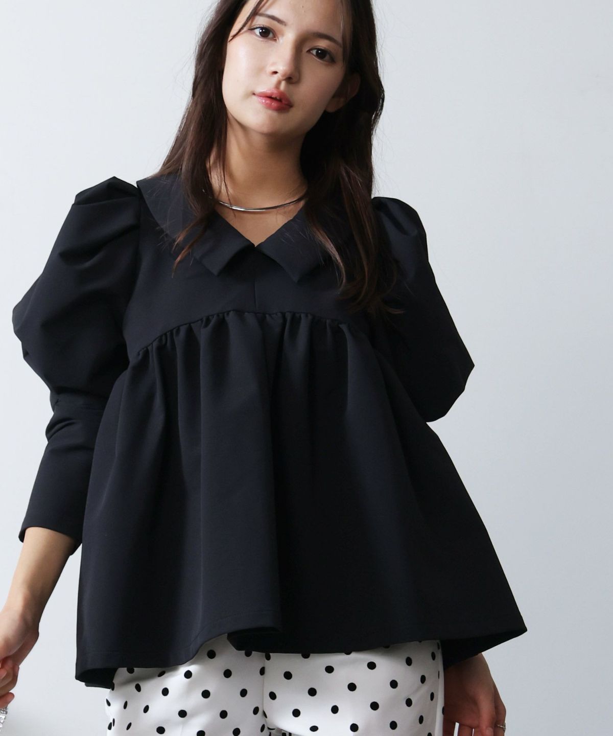 model：H160　着用サイズ：M　ブラック