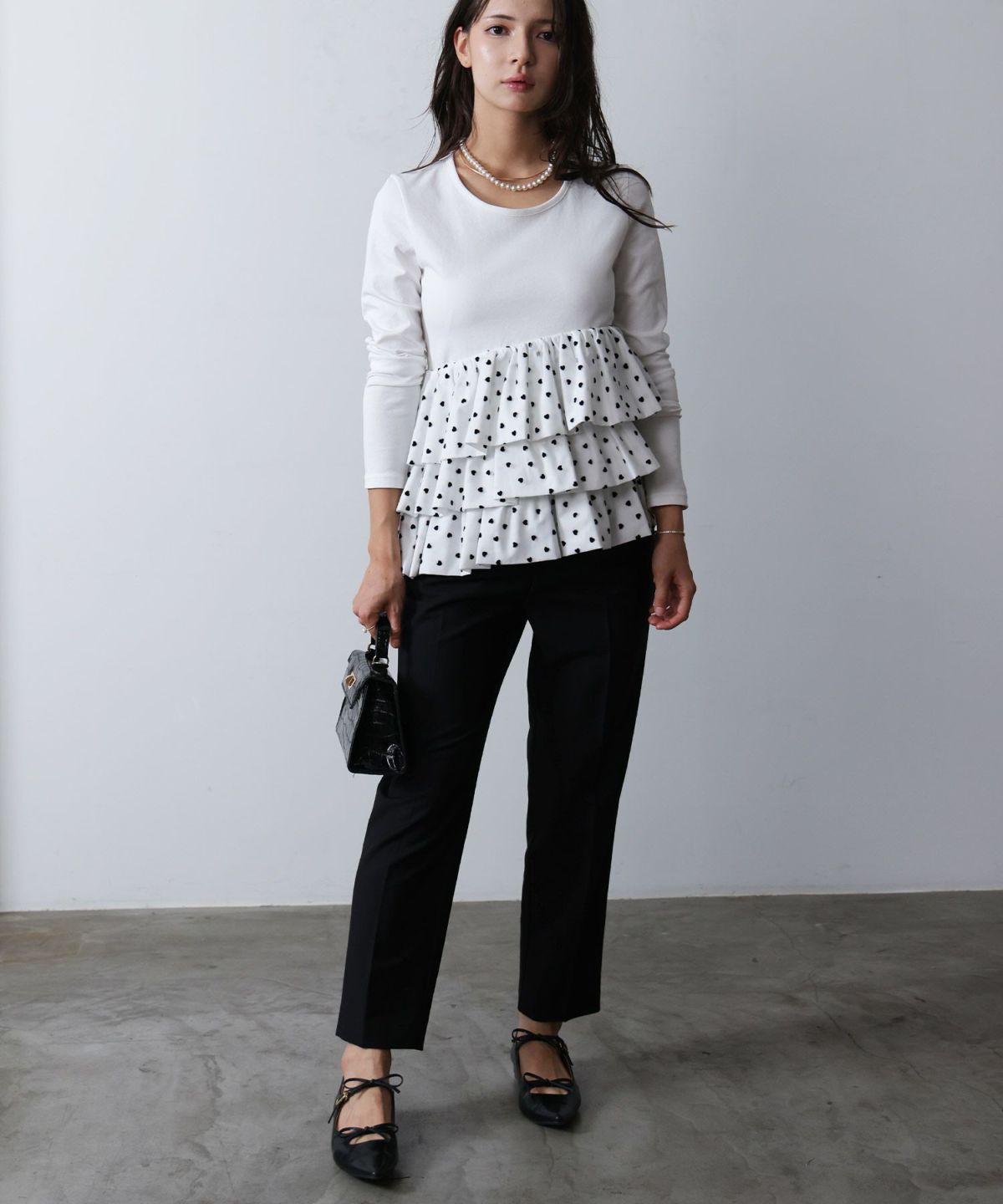 model：H160　着用サイズ：M　オフホワイト