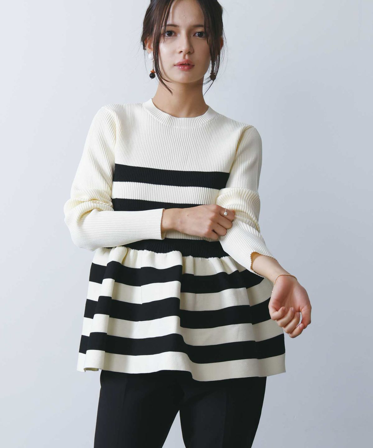 model：H160　着用サイズ：M　アイボリー