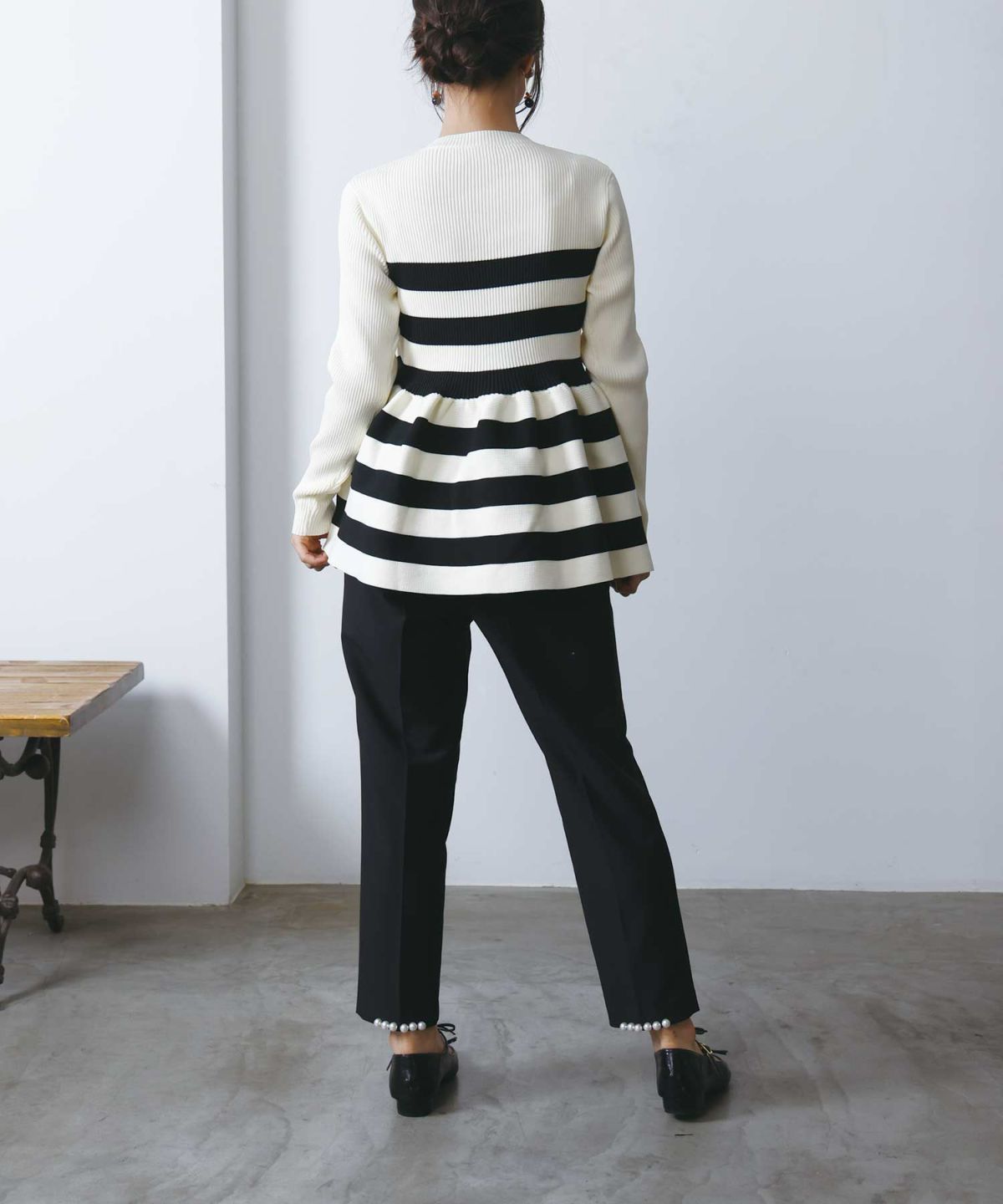 model：H160　着用サイズ：M　アイボリー