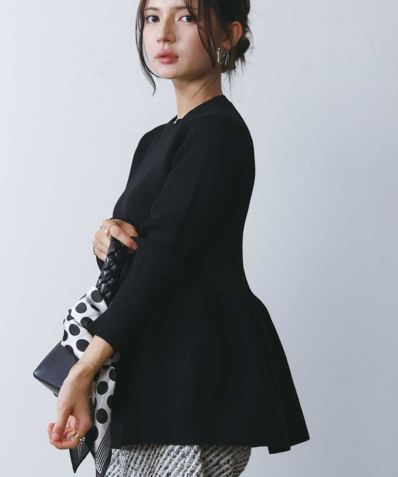 model：H160　着用サイズ：M　ブラック